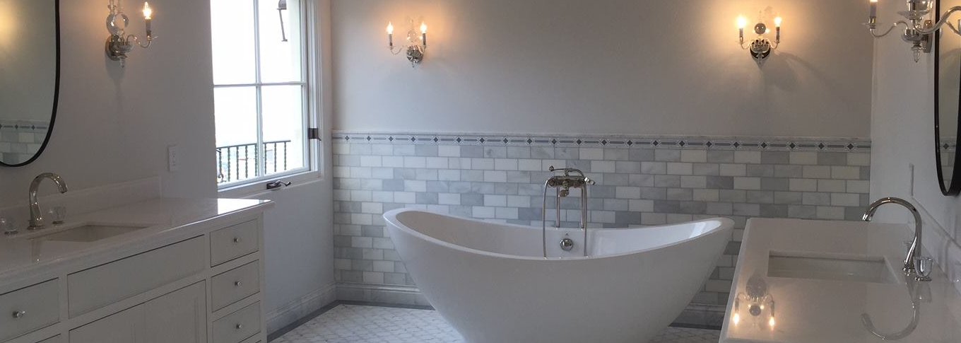 Marble finishes in a luxury bathroom